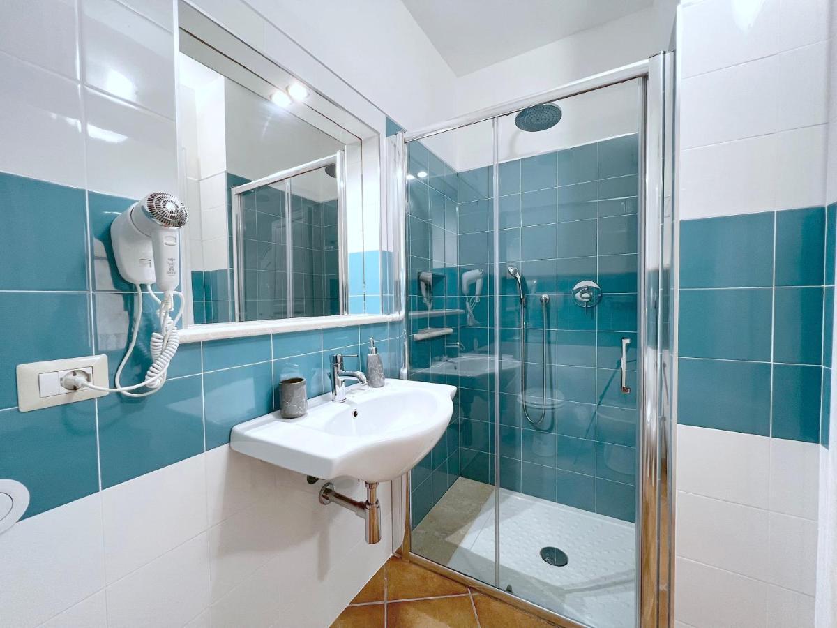 Bosa Queen House Екстериор снимка