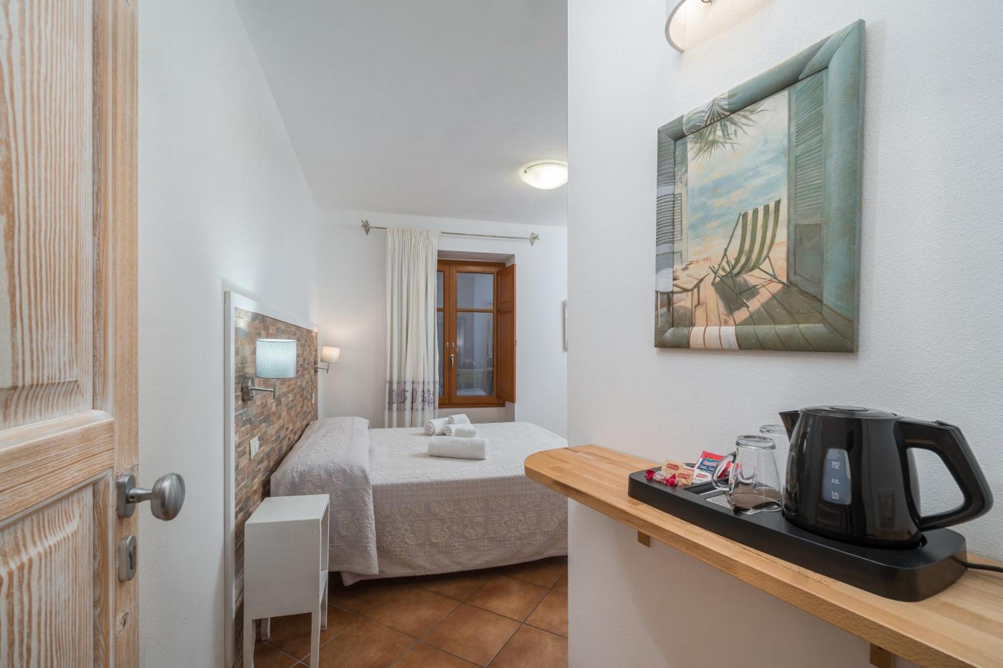 Bosa Queen House Екстериор снимка