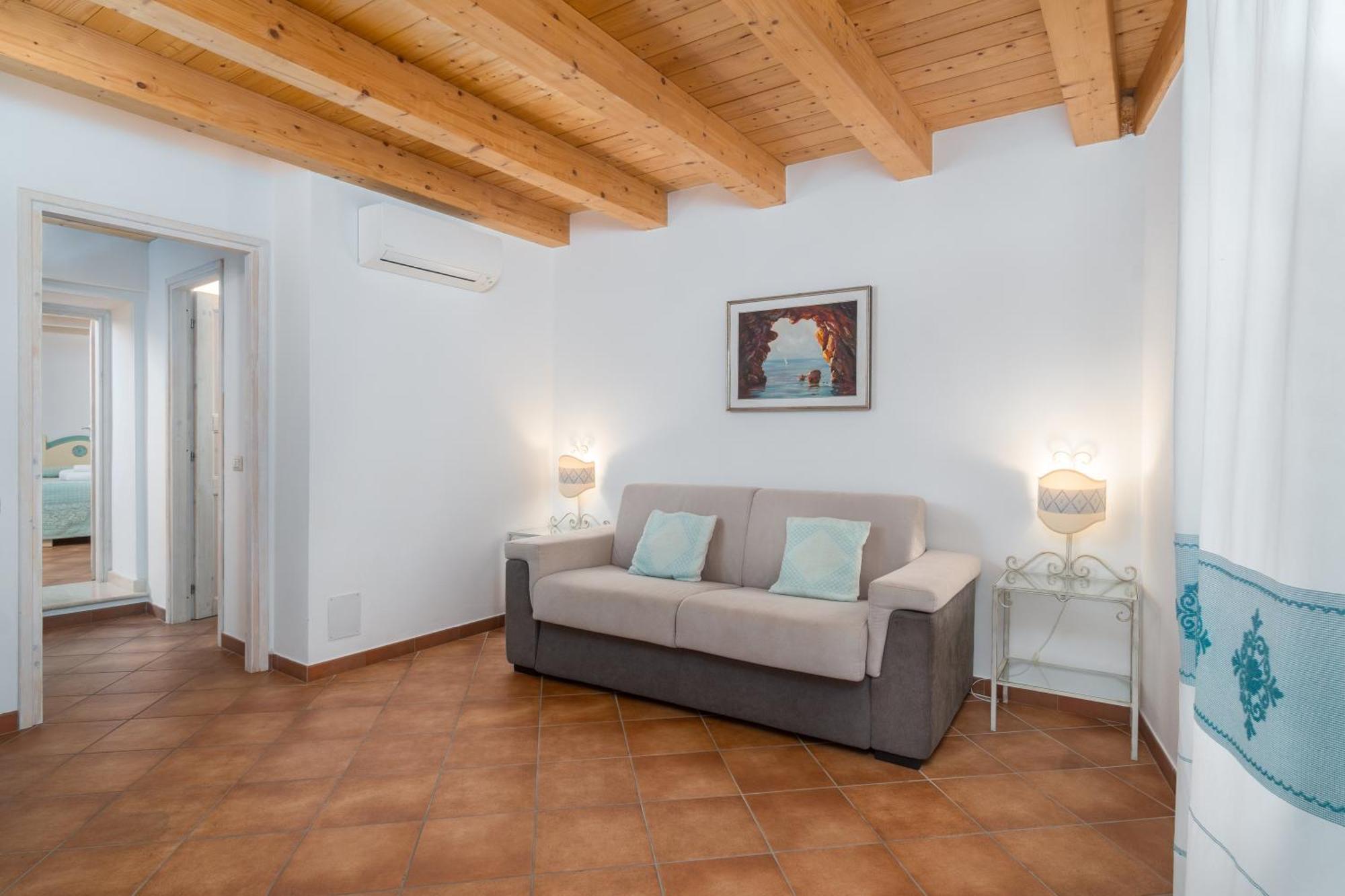 Bosa Queen House Екстериор снимка