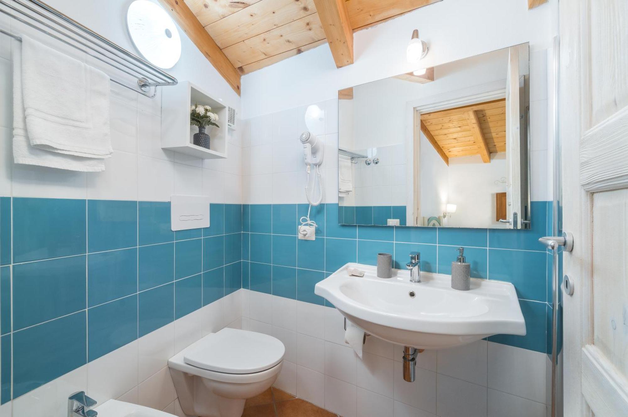 Bosa Queen House Екстериор снимка