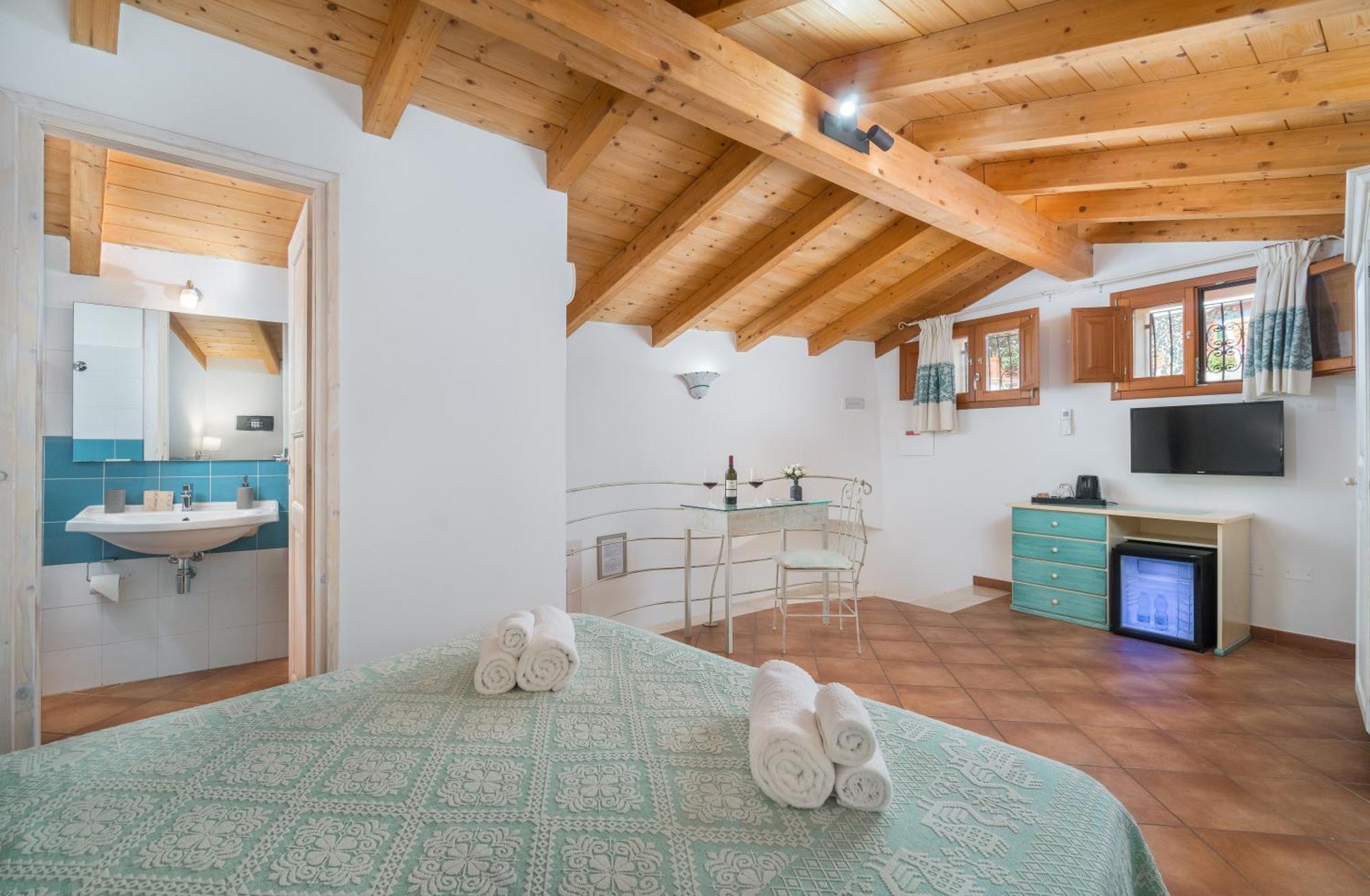 Bosa Queen House Екстериор снимка