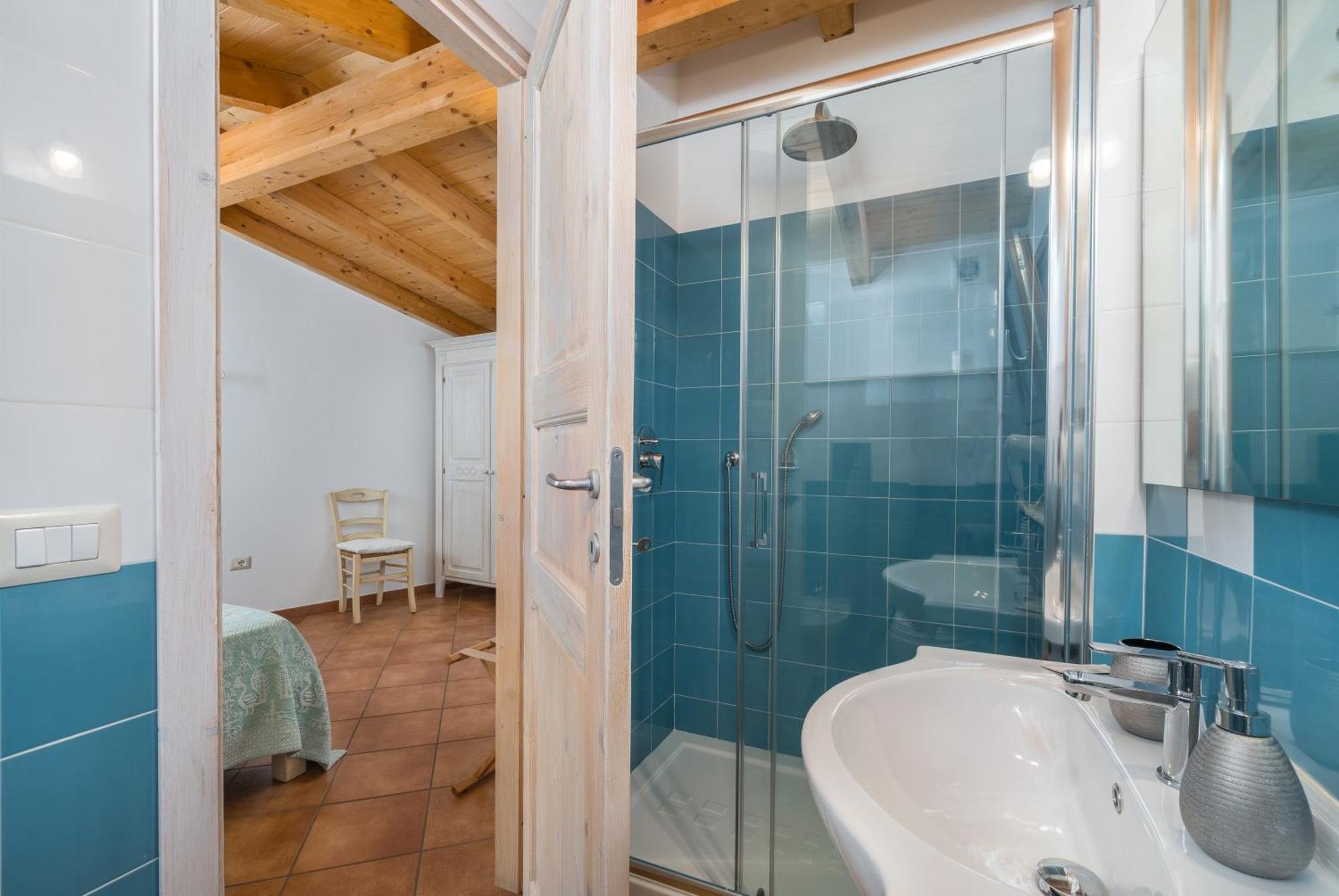 Bosa Queen House Екстериор снимка